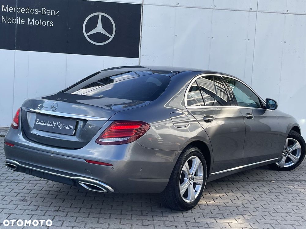 Mercedes-Benz Klasa E 220 d Business Edition 9G-TRONIC - 5