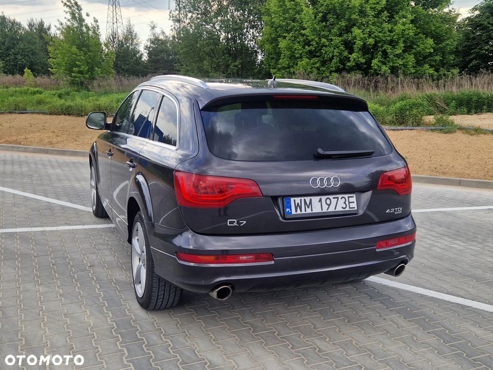 Audi Q7 - 6