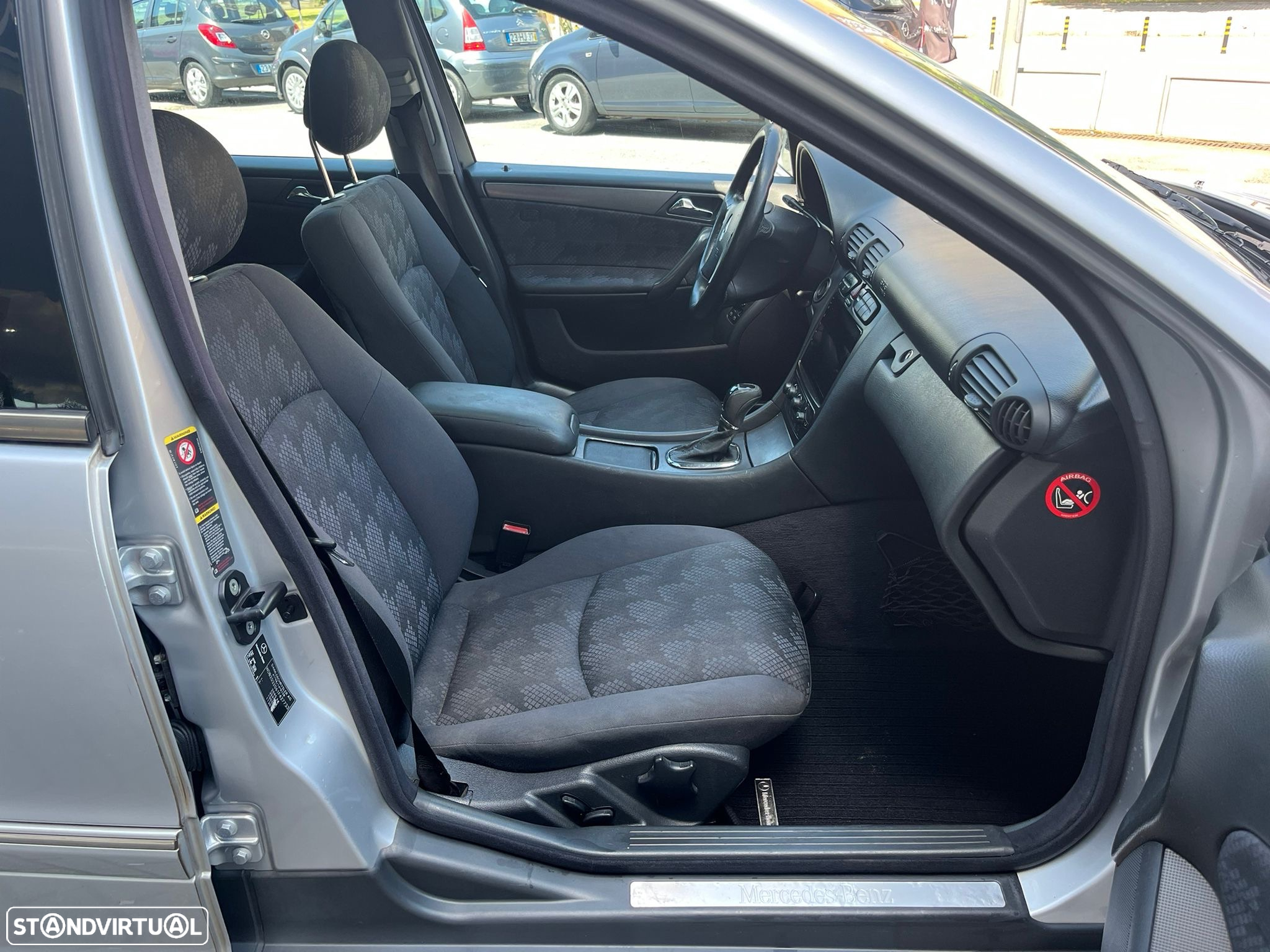 Mercedes-Benz C 220 - 27