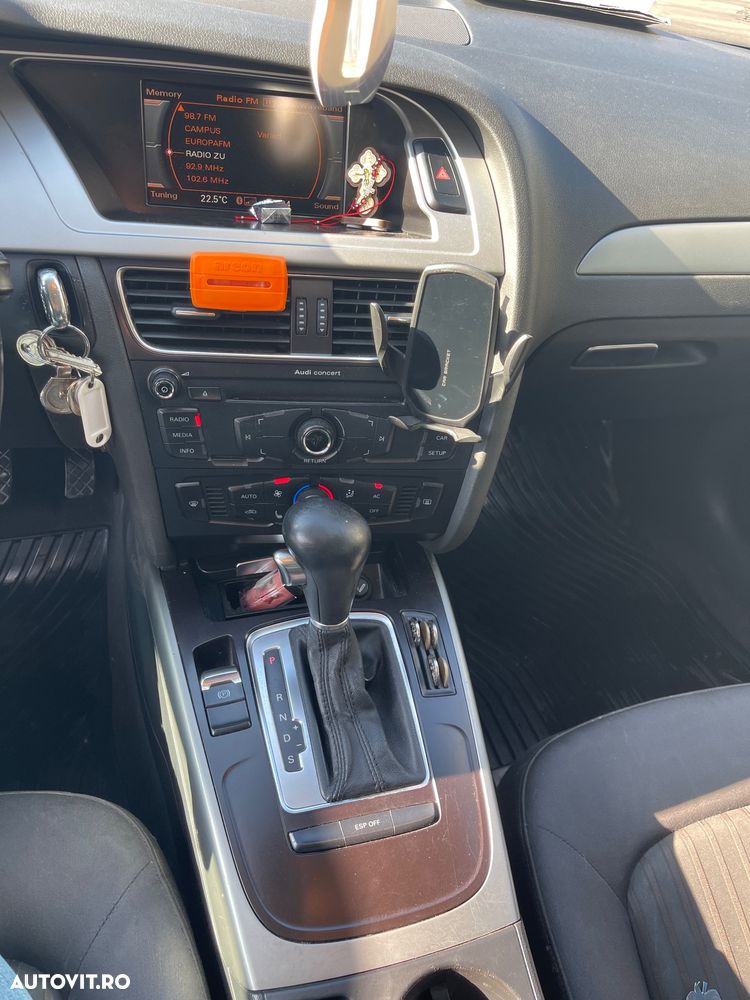 Audi A4 1.8 T Aut - 9