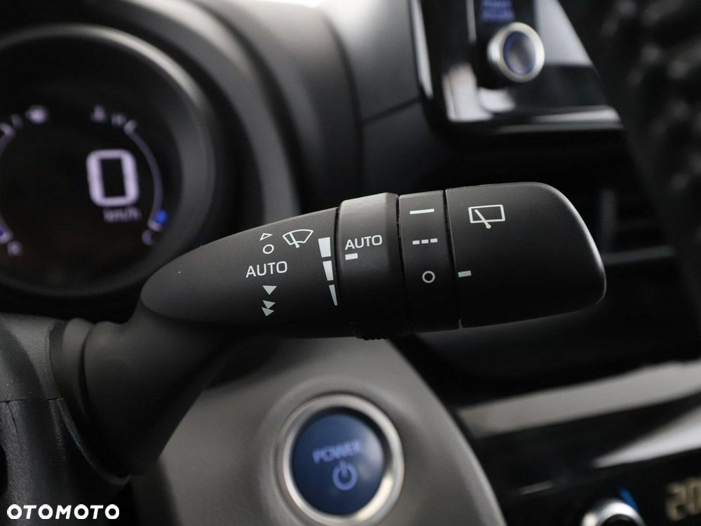 Toyota Yaris Cross Hybrid 1.5 Dynamic - 31