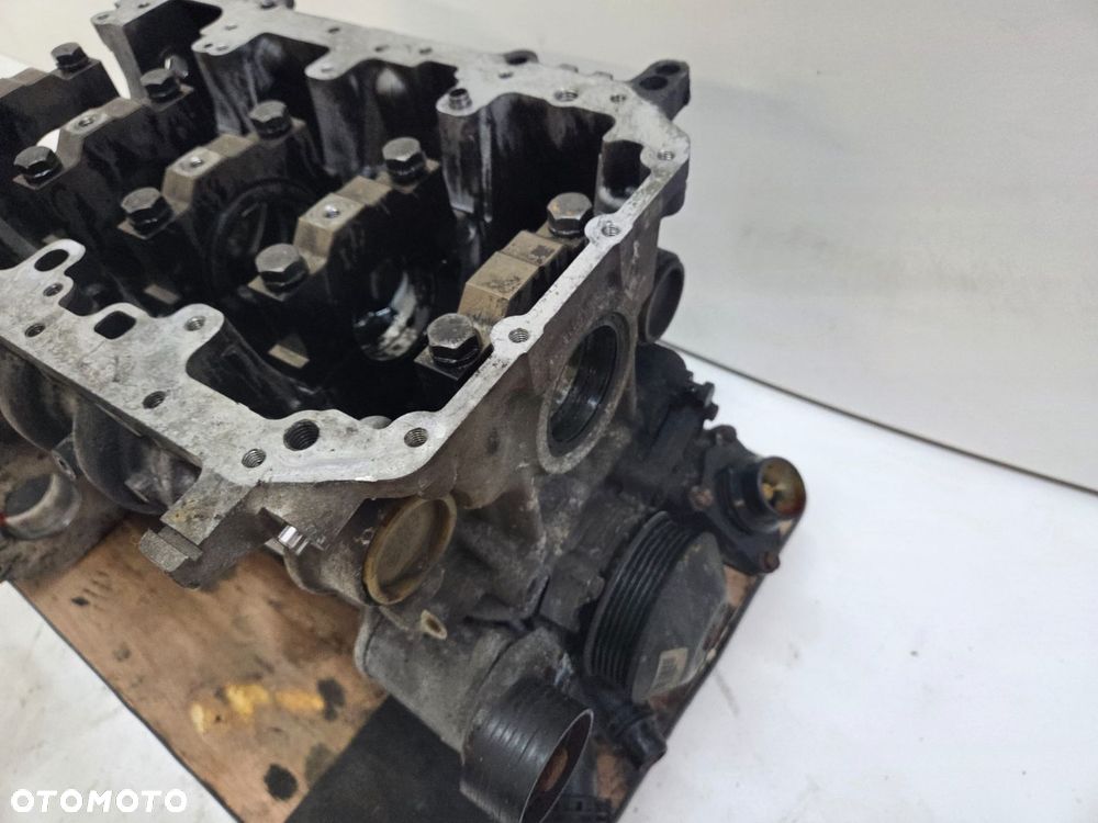 BLOK SILNIKA BMW E60 N47D20A 7797922 - 4