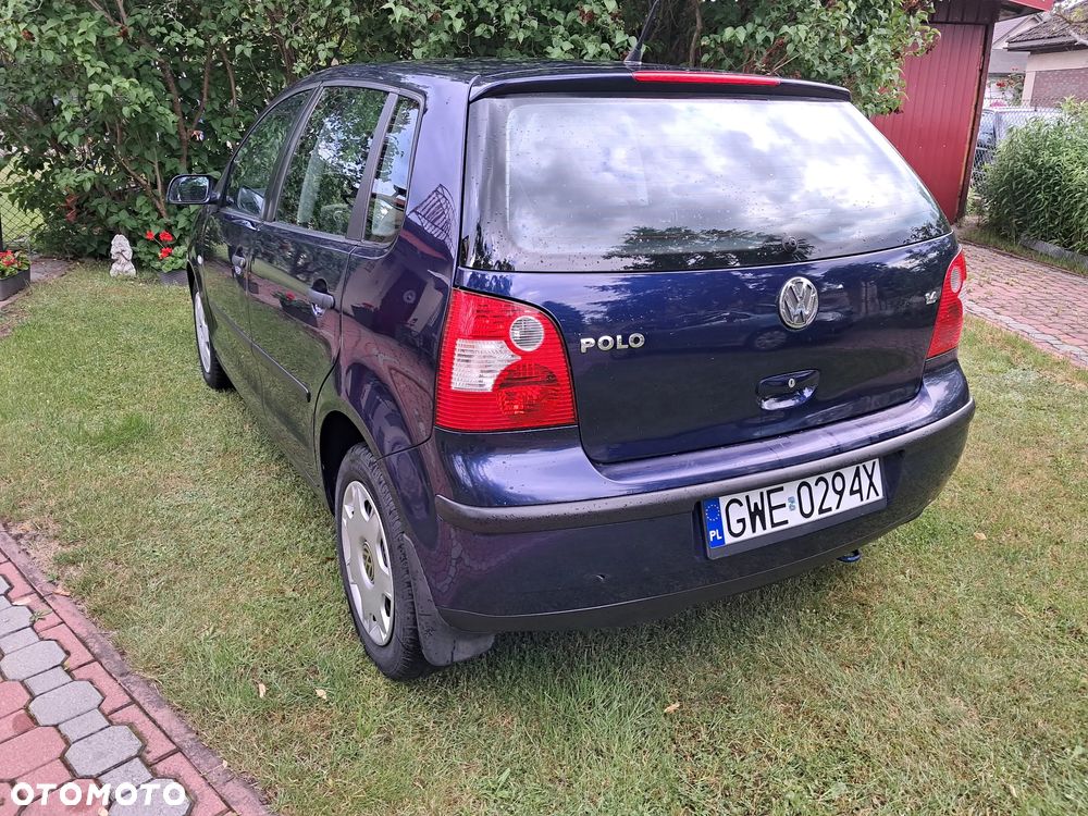 Volkswagen Polo 1.4 16V Comfortline - 6