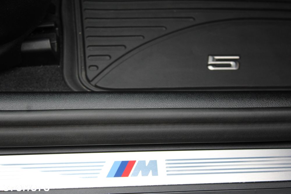 BMW Seria 5 520d M Sport Edition - 24