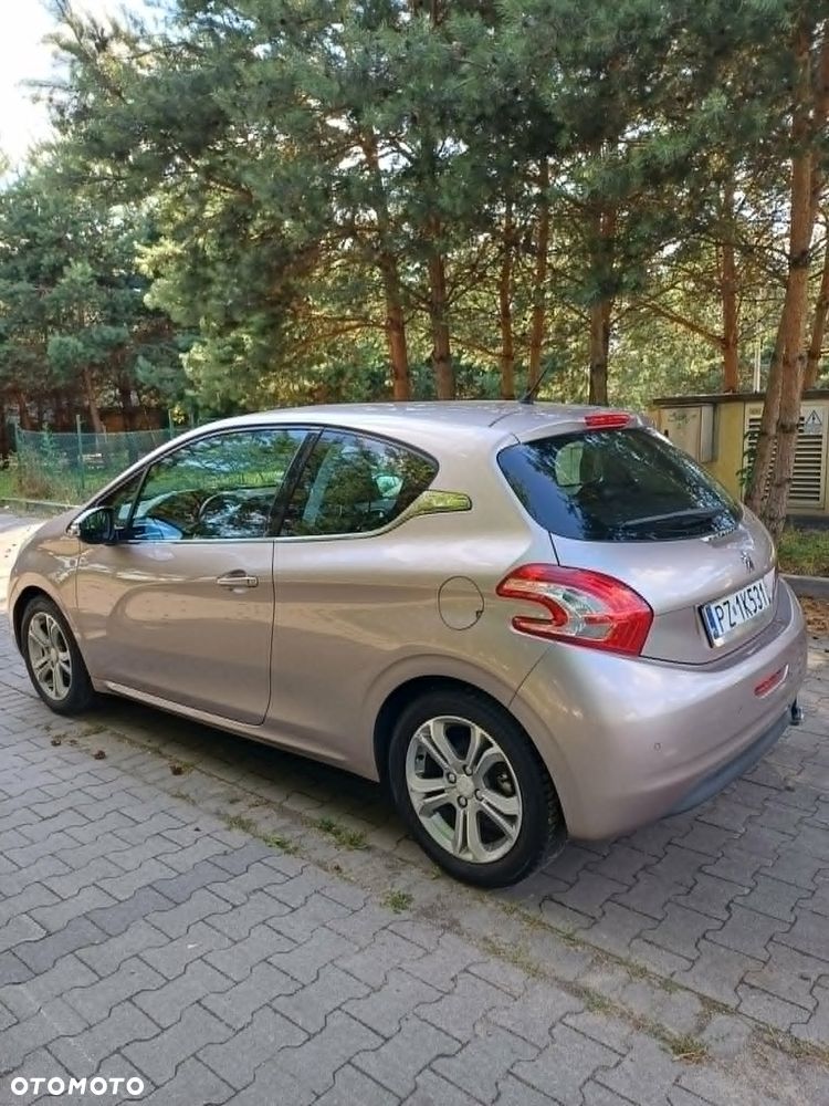 Peugeot 208 1.6 VTi Allure - 7