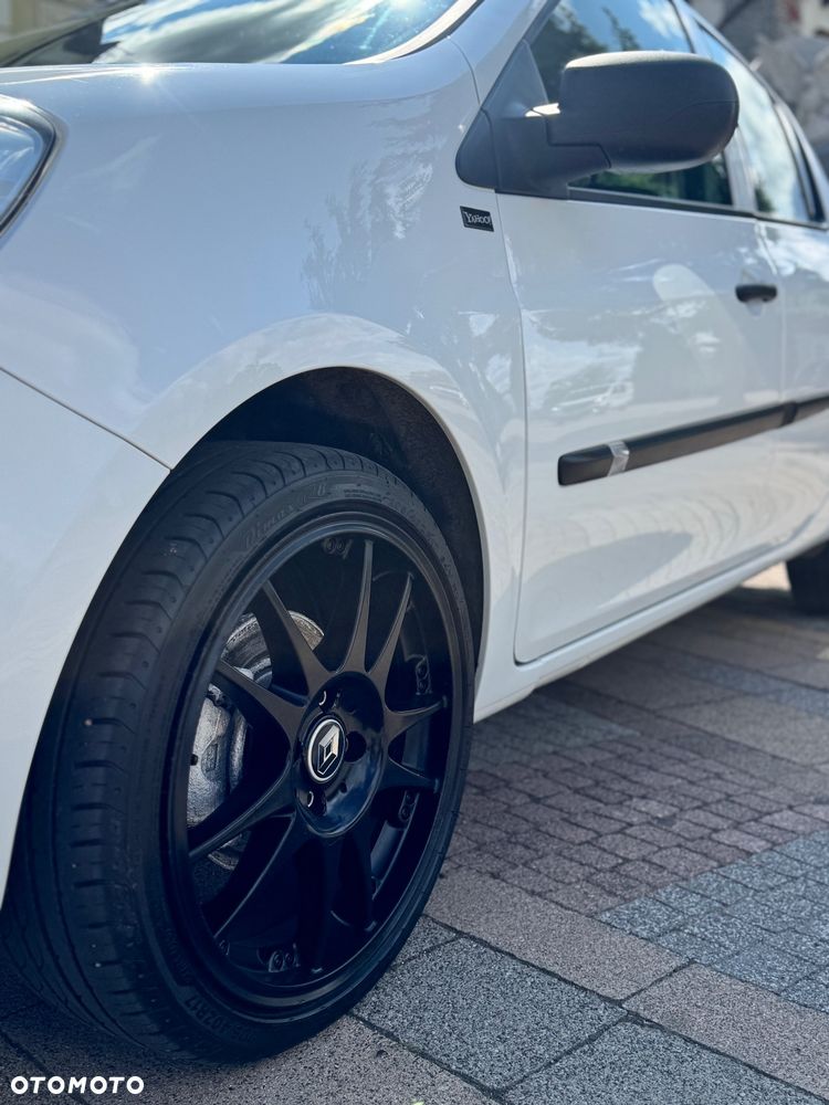 Renault Clio 1.2 16V 75 Yahoo - 6