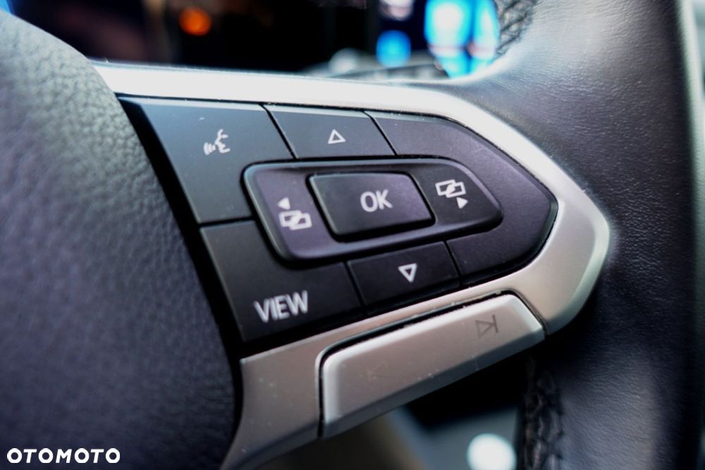 Volkswagen Golf - 20