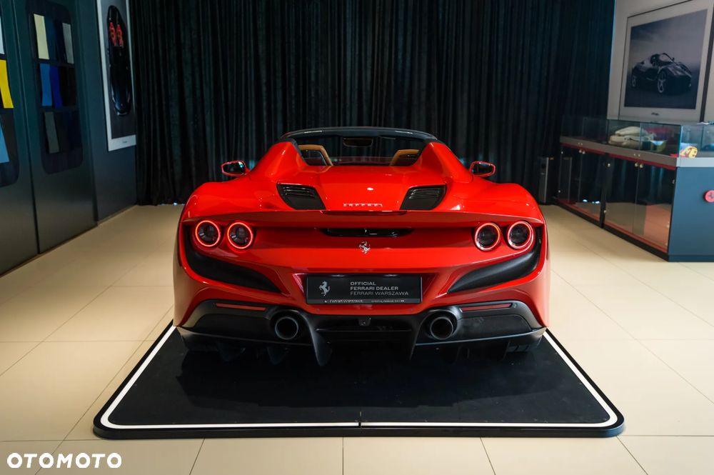 Ferrari F8 Spider Standard - 9