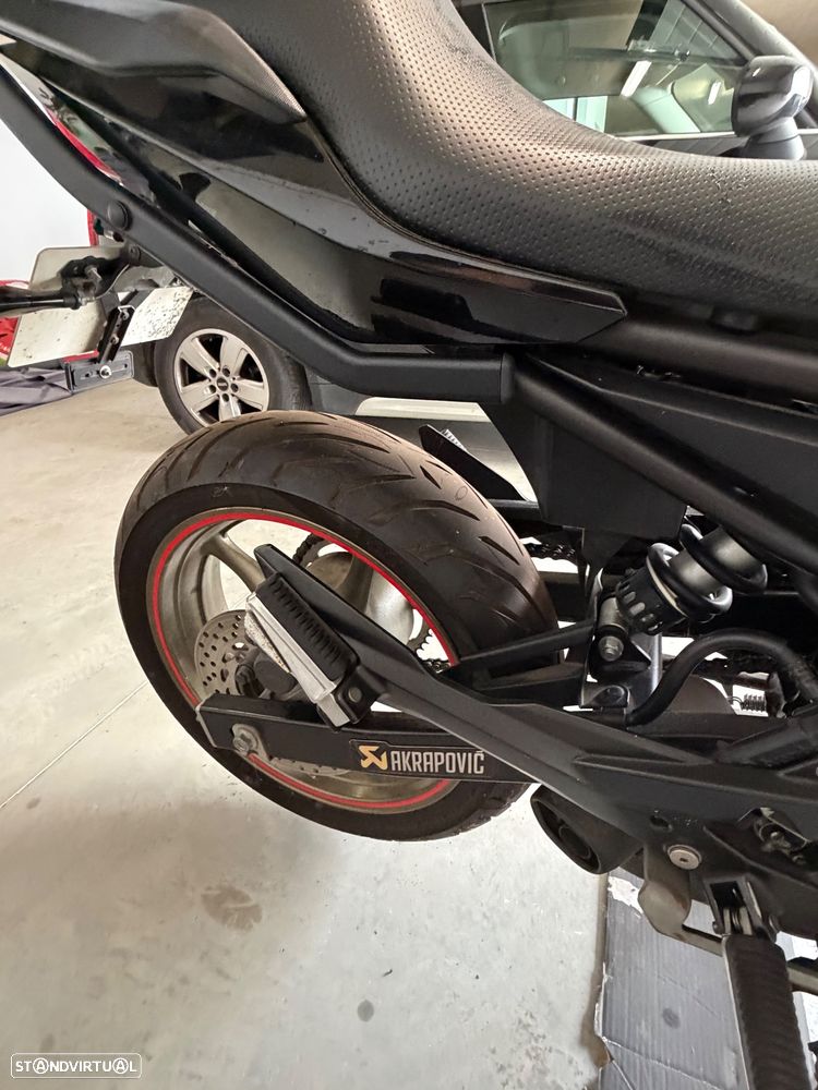 Yamaha XJ Diversion 600 f - 11