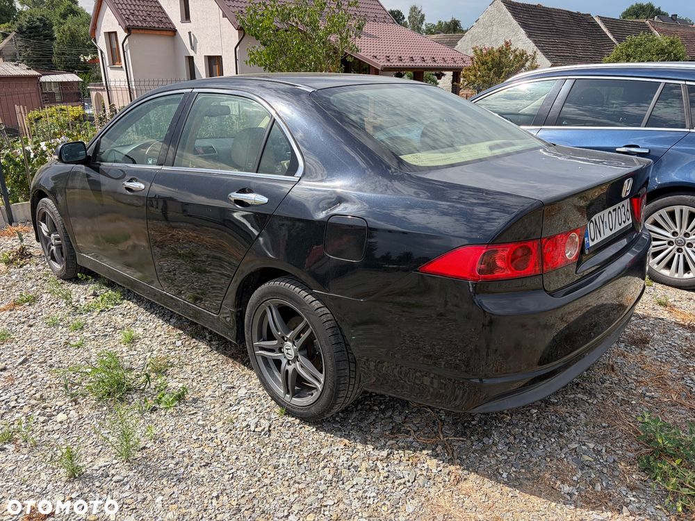 Honda Accord - 2