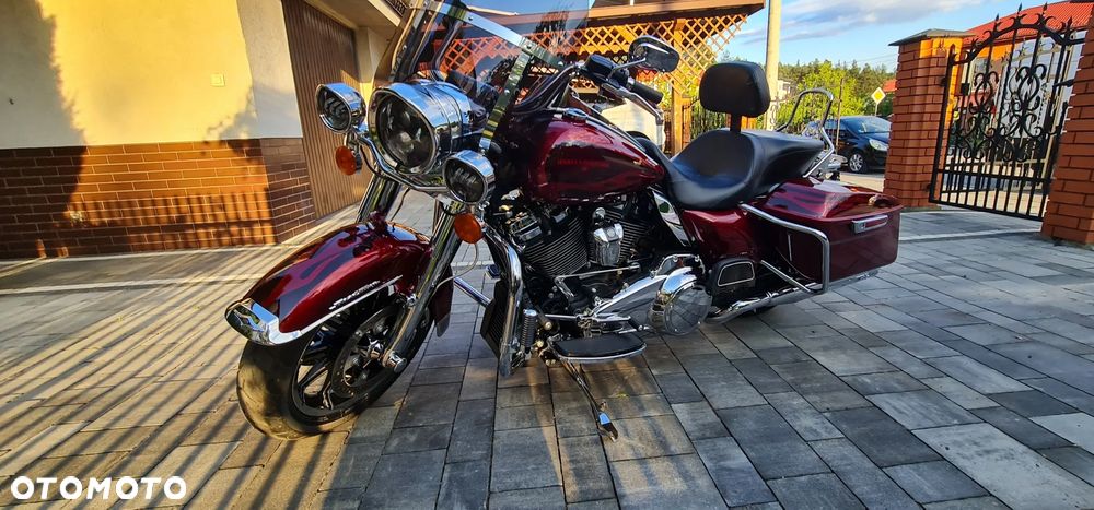 Harley-Davidson Touring Road King - 4