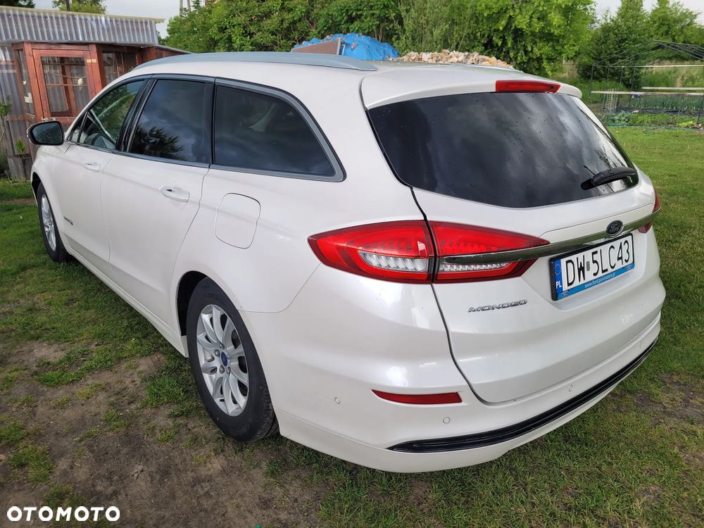 Ford Mondeo 2.0 Hybrid Titanium - 3
