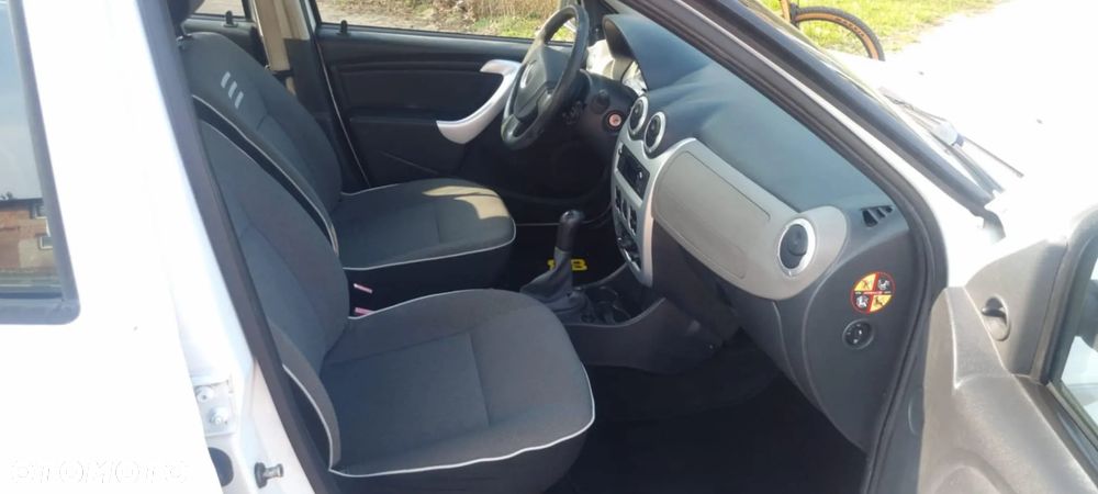 Dacia Sandero 1.2 16V 75 Ambiance - 11