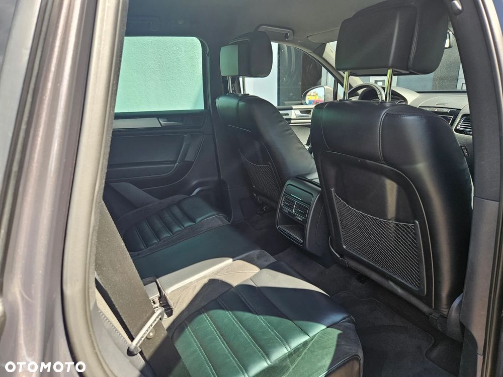 Volkswagen Touareg 3.0 V6 TDI BMT - 9