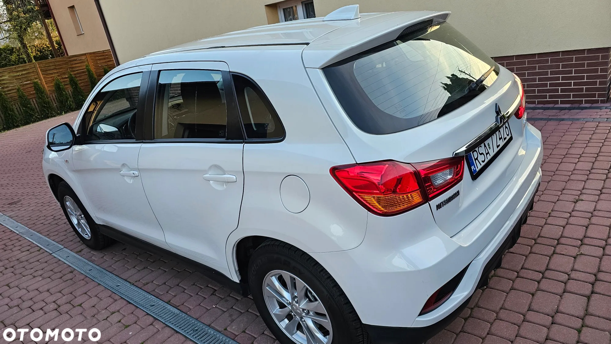 Mitsubishi ASX 1.6 2WD Intense - 20