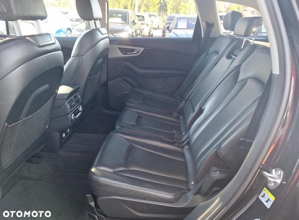 Audi Q7 3.0 TDI Quattro Tiptronic - 22