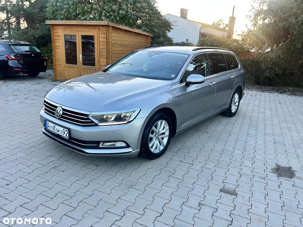 Volkswagen Passat - 18