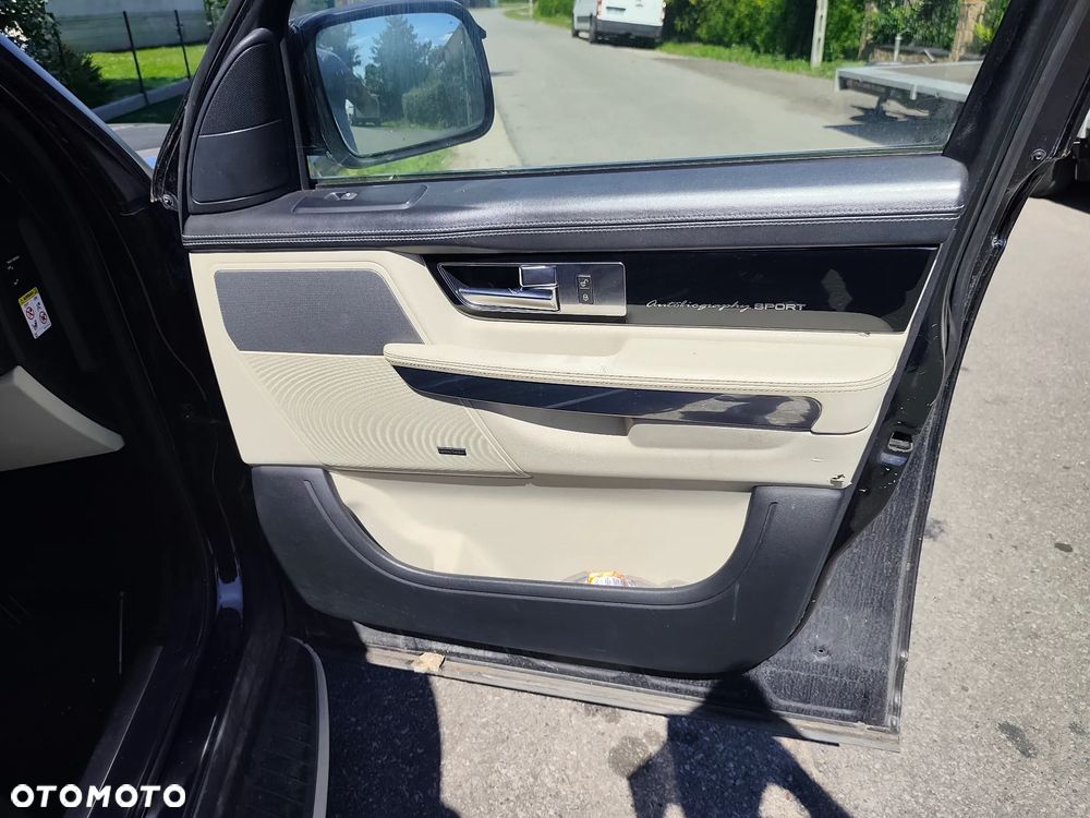 Land Rover Range Rover Sport - 11