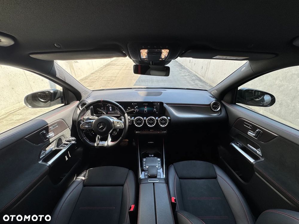 Mercedes-Benz GLA AMG 35 4-Matic - 12
