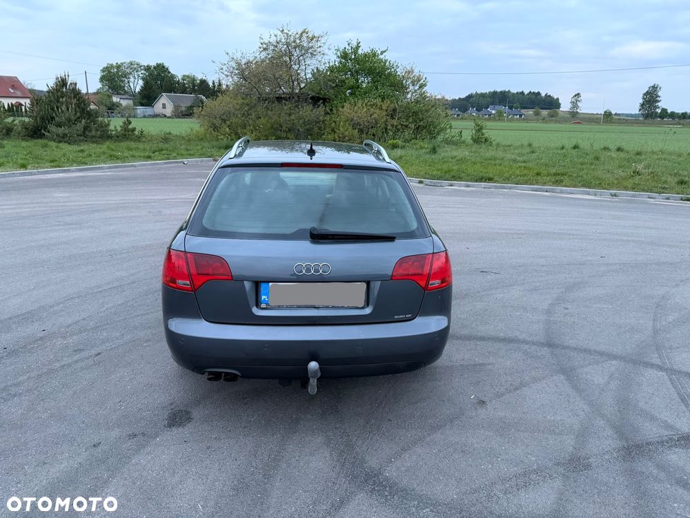 Audi A4 Avant - 4