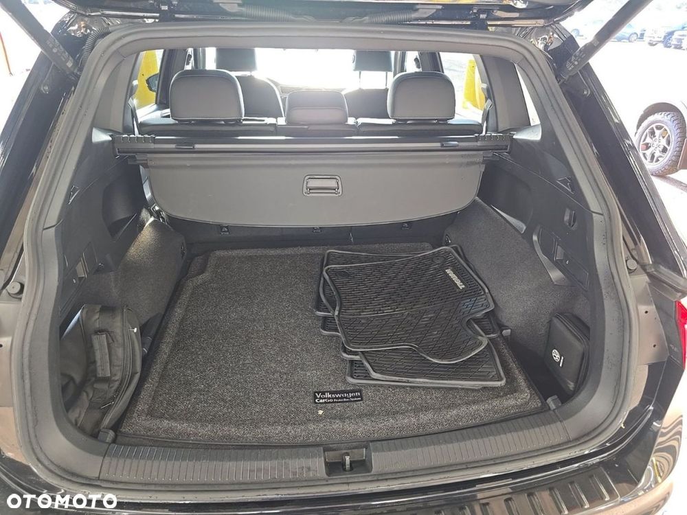 Volkswagen Tiguan - 6
