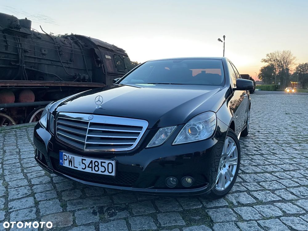 Mercedes-Benz Klasa E 220 CDI DPF BlueEFFICIENCY Automatik Elegance - 18