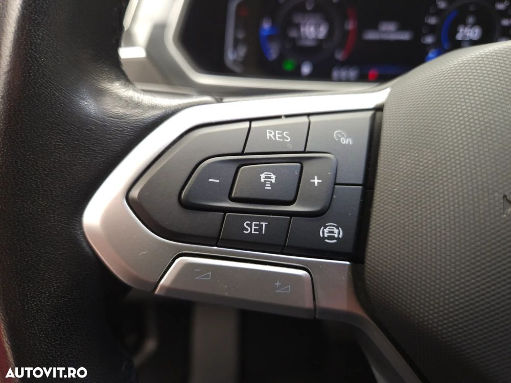 Volkswagen Tiguan 2.0 TDI SCR DSG 4Motion Elegance - 21