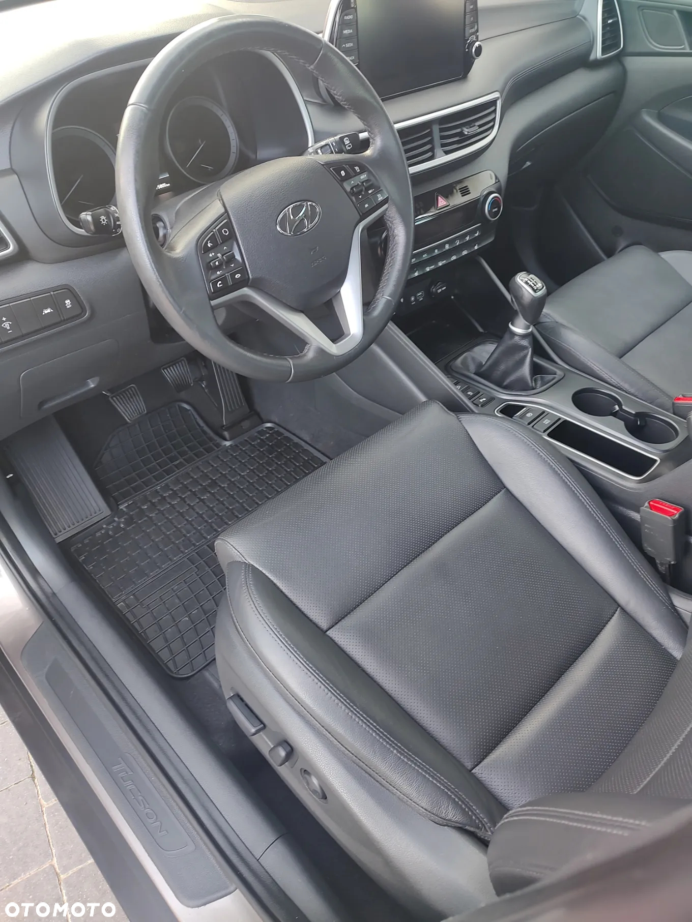 Hyundai Tucson 1.6 GDI BlueDrive Design 2WD - 8