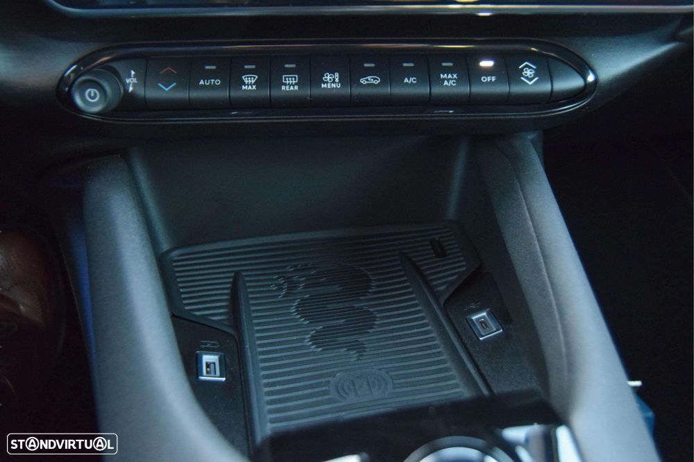 Alfa Romeo Junior 1.2 Speciale eDCT6 - 19