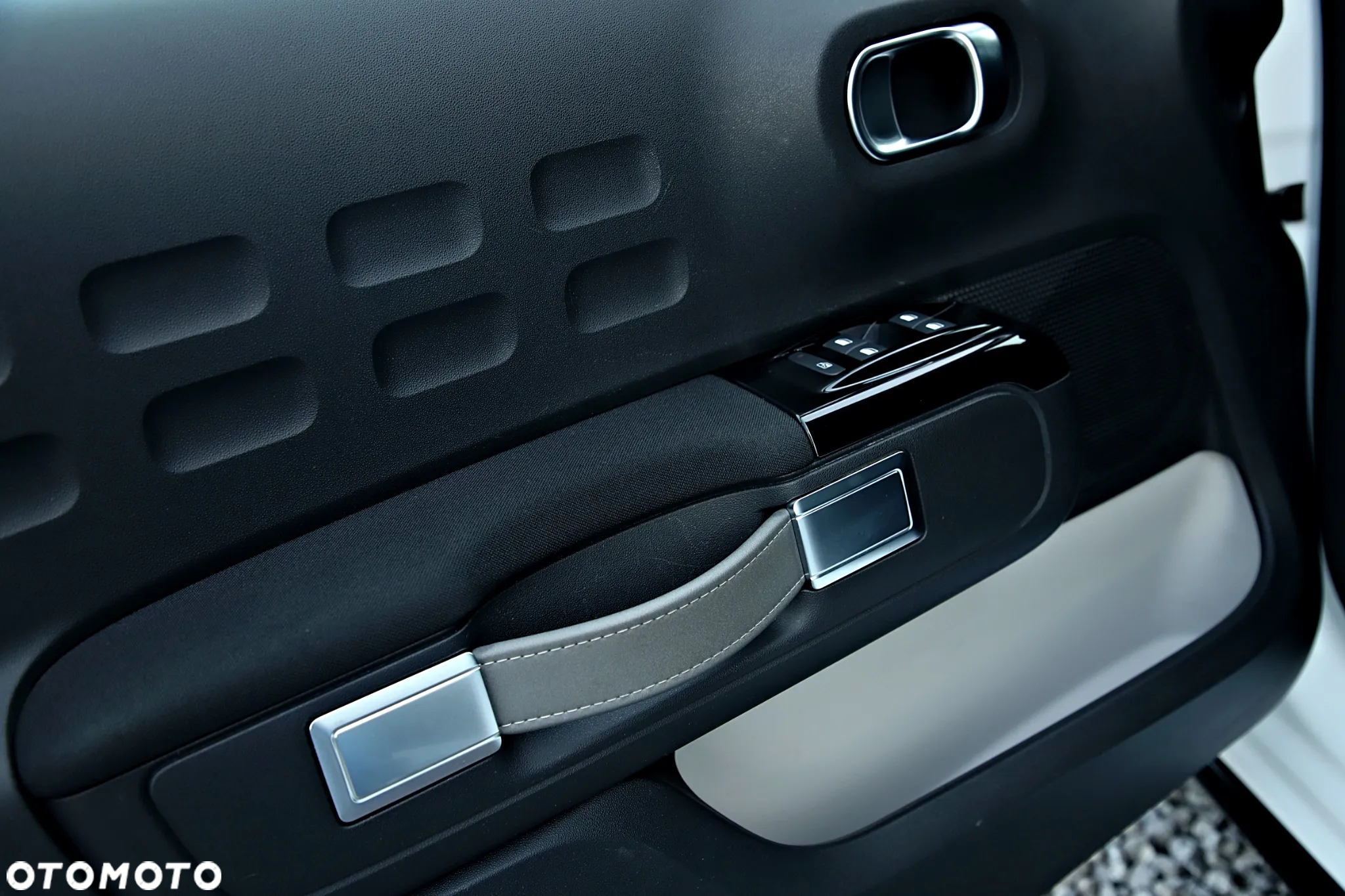 Citroën C3 1.2 PureTech Shine - 18