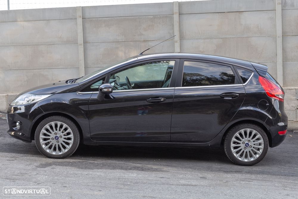 Ford Fiesta - 9