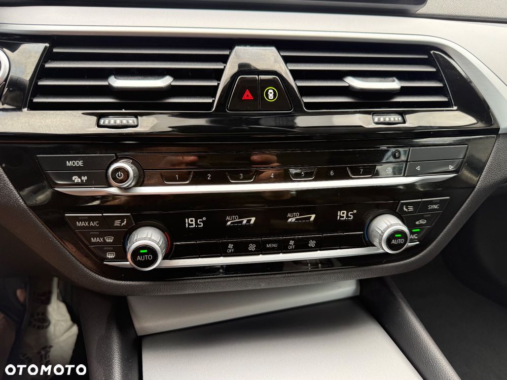 BMW Seria 5 518d mHEV Business Edition - 25