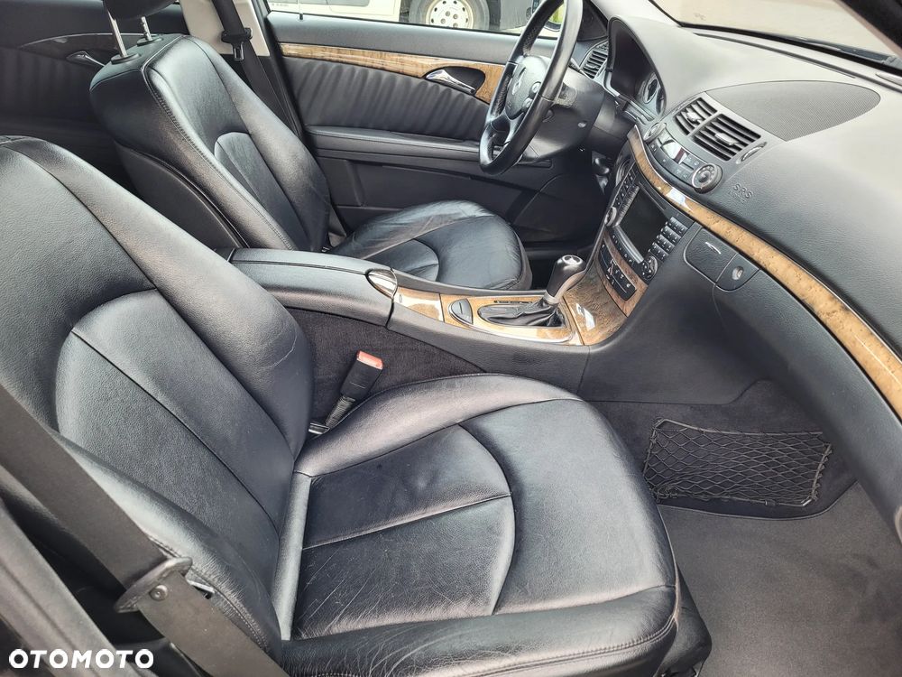 Mercedes-Benz Klasa E 320 CDI 7G-TRONIC Avantgarde BusinessEDITION - 16
