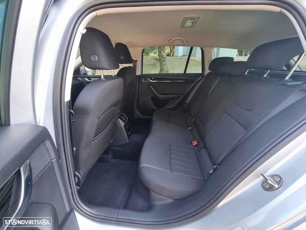 Skoda Octavia Break 1.6 TDI Style - 19