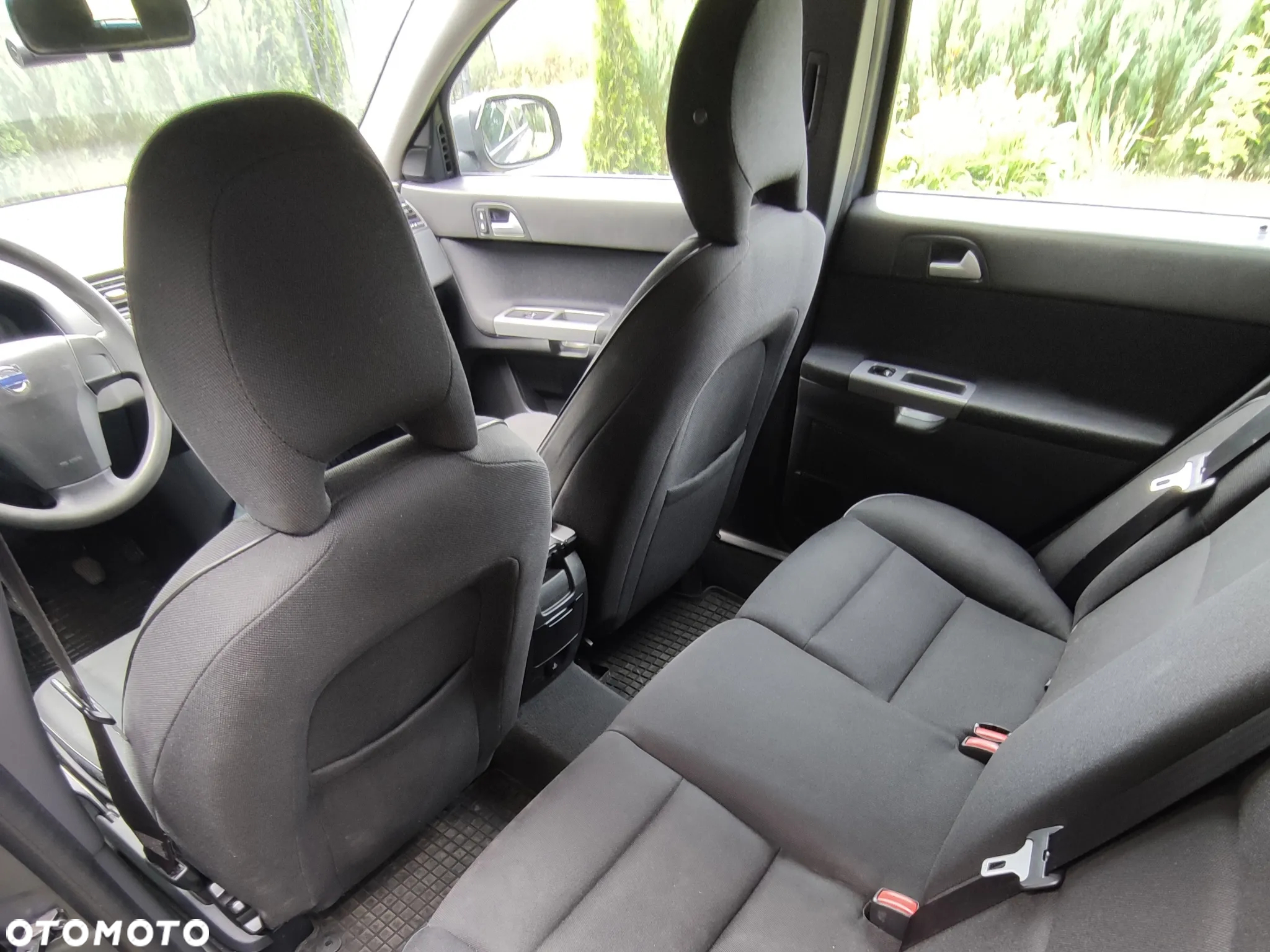 Volvo V50 1.6D - 16