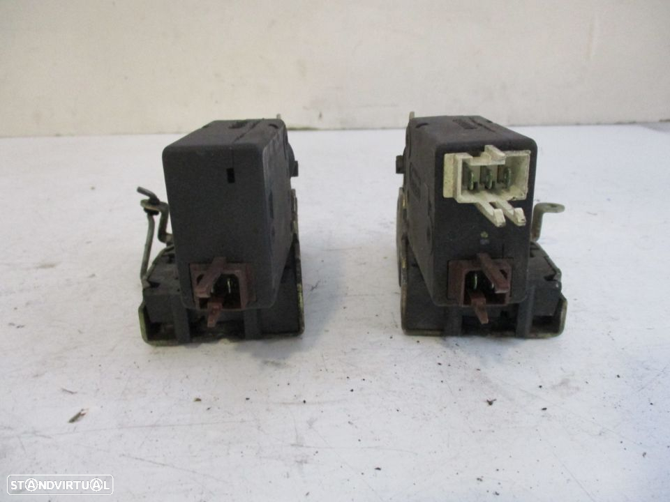 Fechadura Pistola Porta Citroen Saxo 3 portas Esquerdo Direito - 2