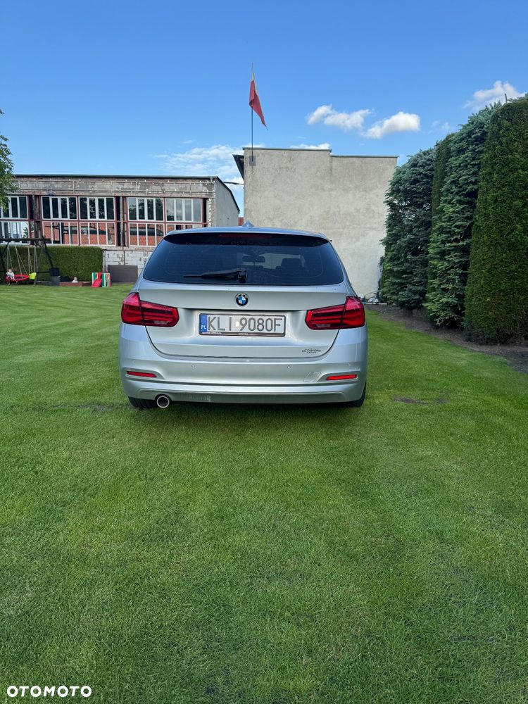 BMW Seria 3 320d xDrive Sport Line - 6