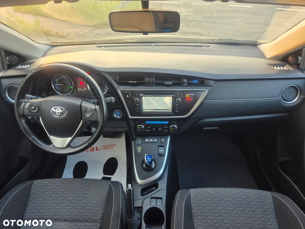 Toyota Auris 1.8 HSD Luna - 33