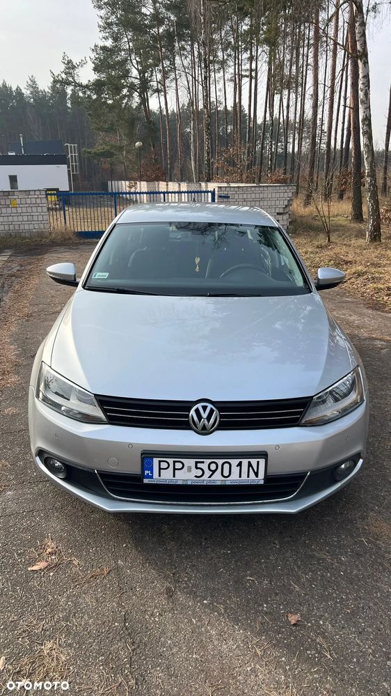 Volkswagen Jetta 1.4 TSI Comfortline - 2