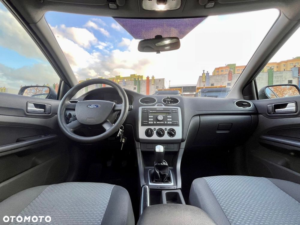 Ford Focus - 16