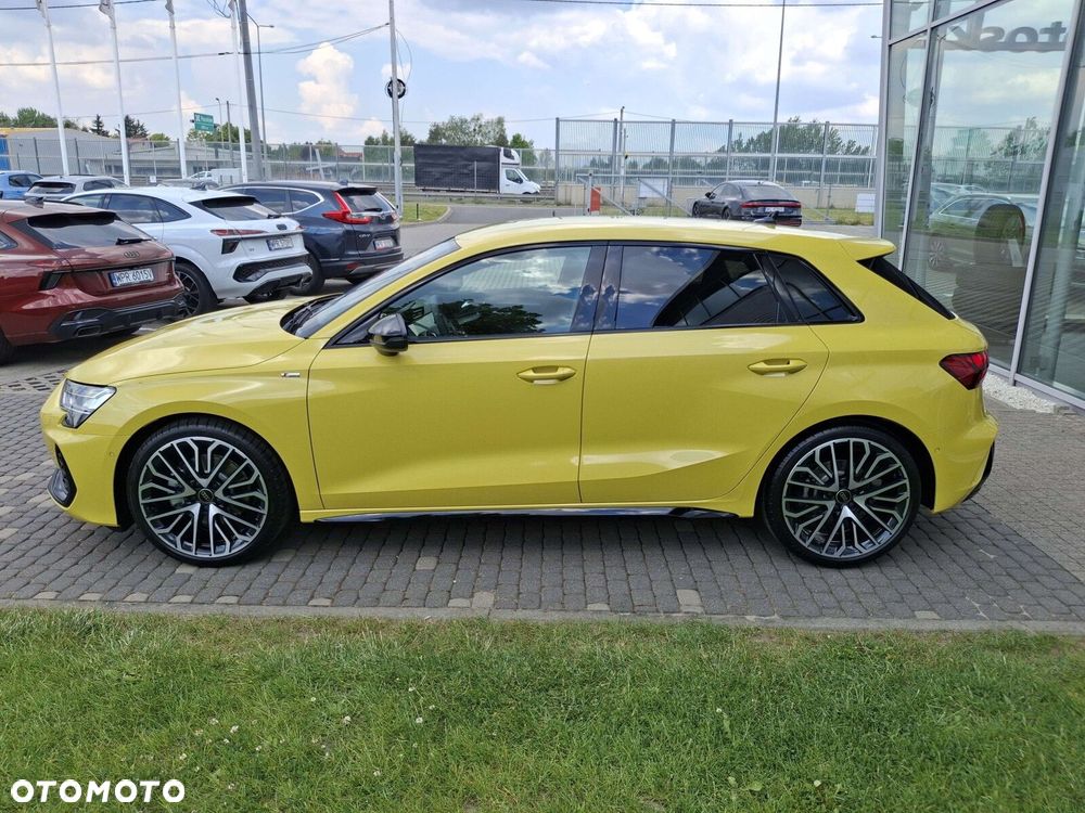 Audi A3 Sportback - 4