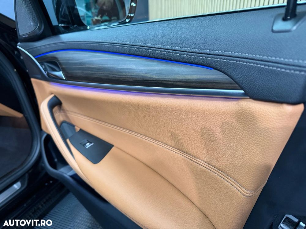 BMW Seria 5 520d Aut. Luxury Line - 28