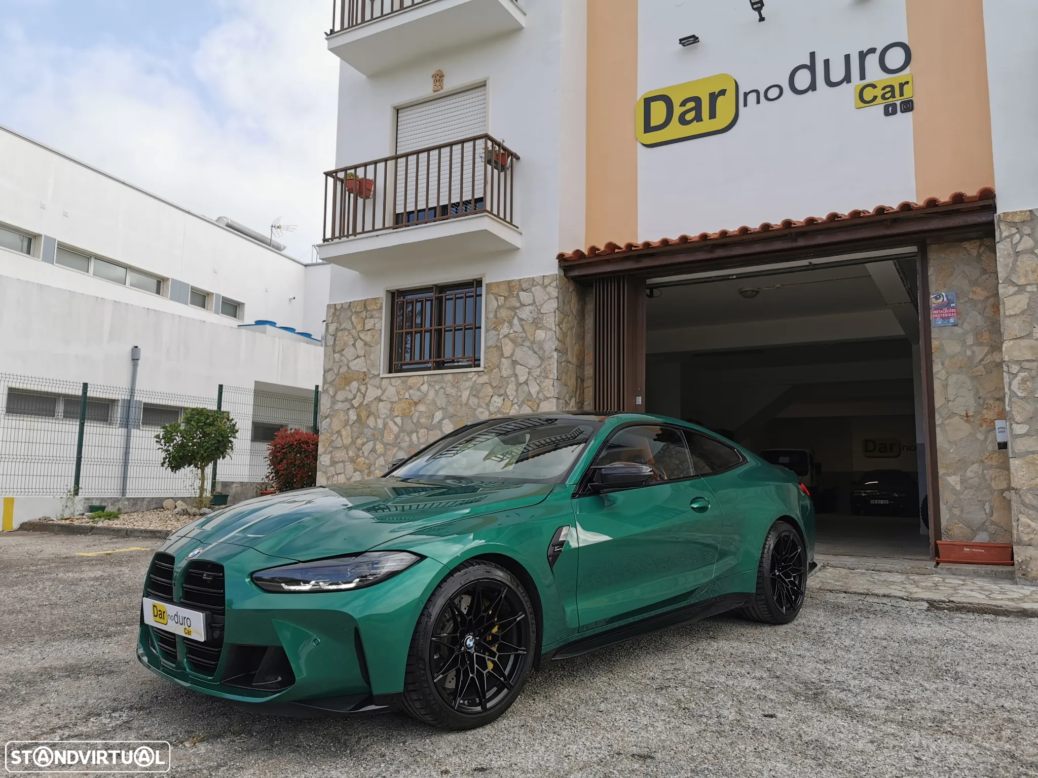 BMW M4 Competition - 4