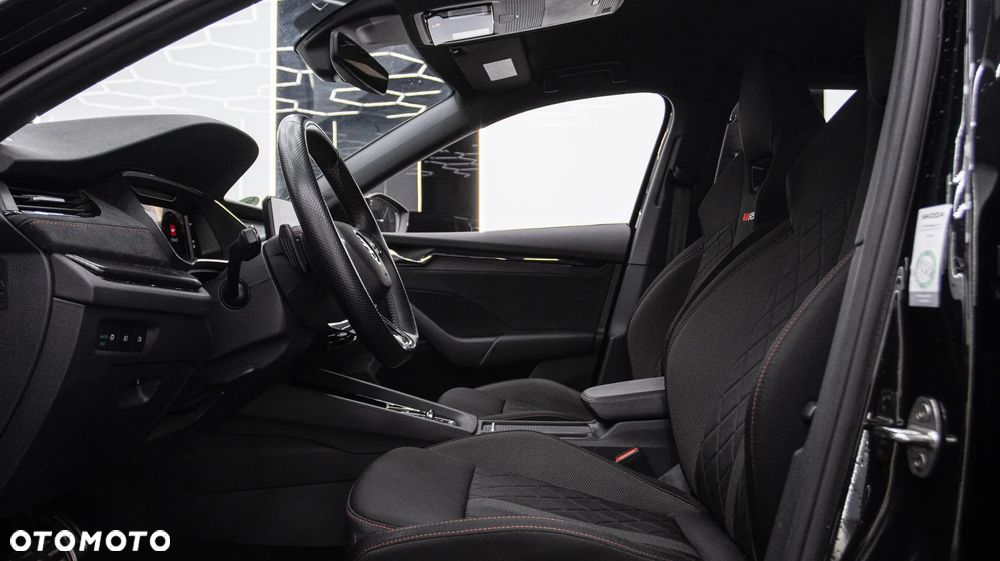 Skoda Octavia 2.0 TDI RS DSG - 16