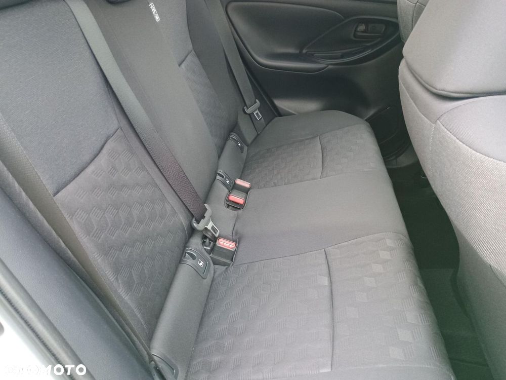 Toyota Yaris Hybrid 1.5 Style - 13