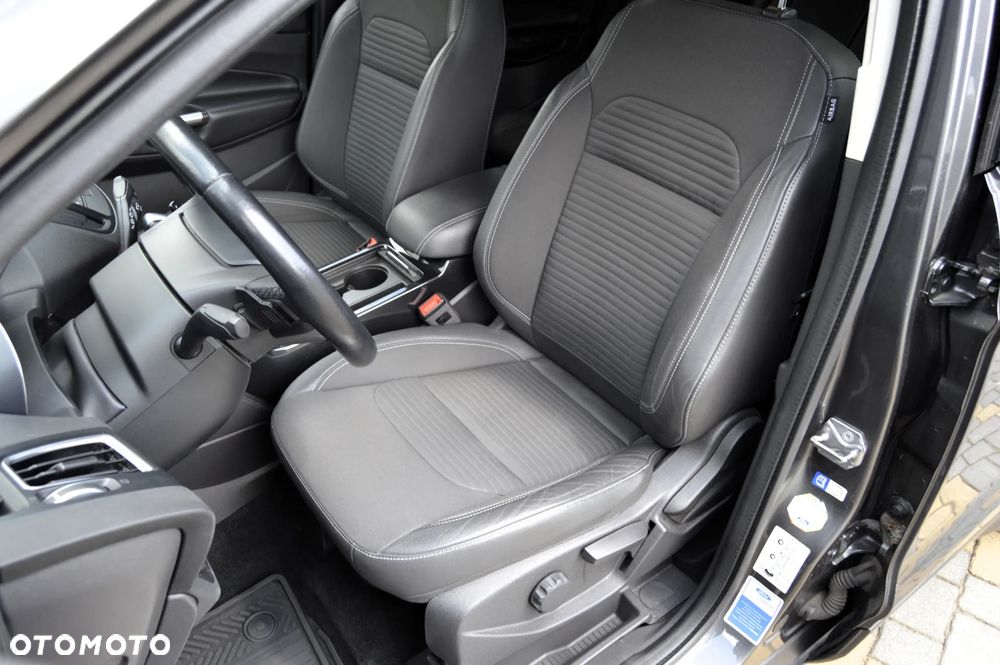 Ford Kuga 1.5 EcoBoost 4WD Titanium Plus - 11