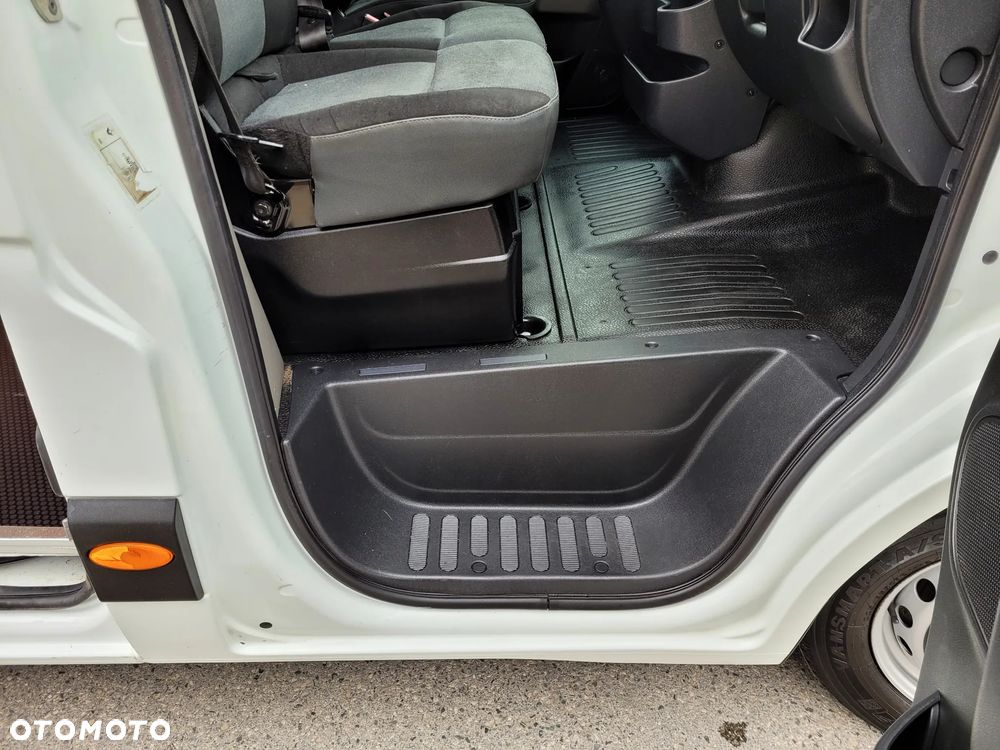 Ford Transit Skrzynia 3.65 m - 32