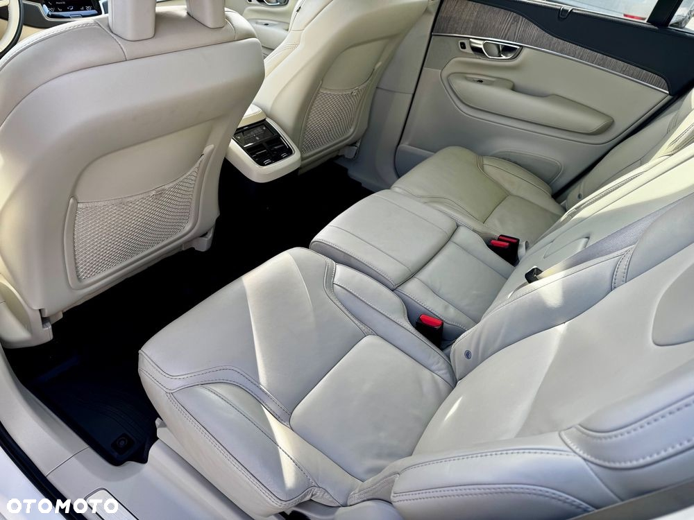 Volvo XC 90 T6 AWD Inscription 7os - 37
