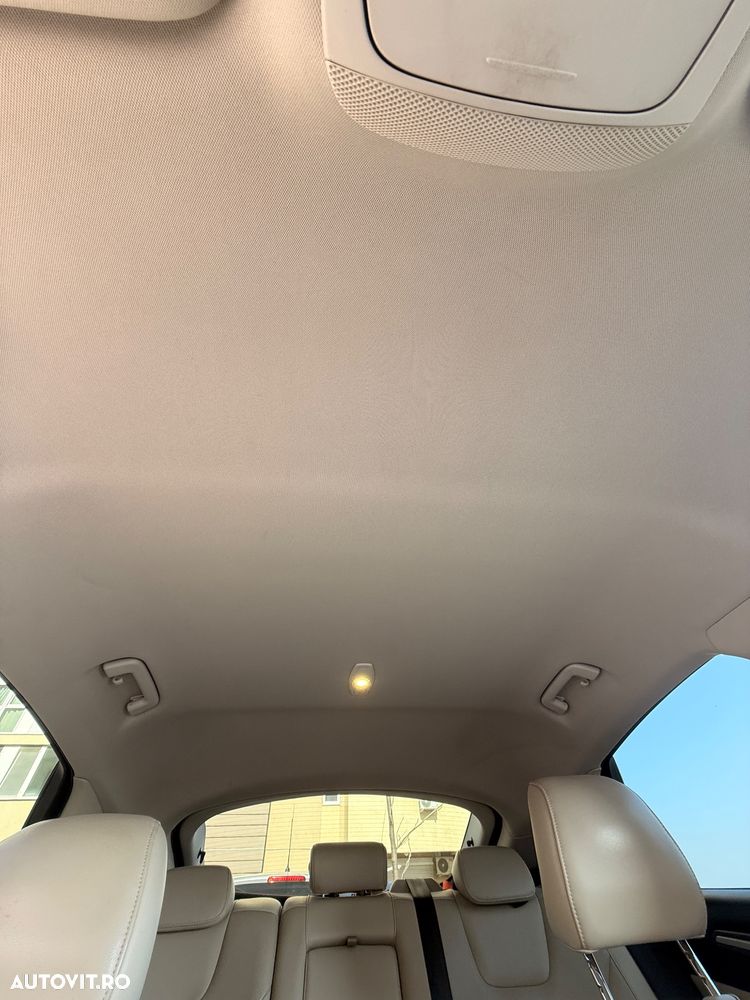 Ford Mondeo 2.0 TDCI PowerShift Titanium - 13