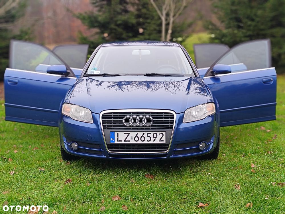 Audi A4 Limousine - 6